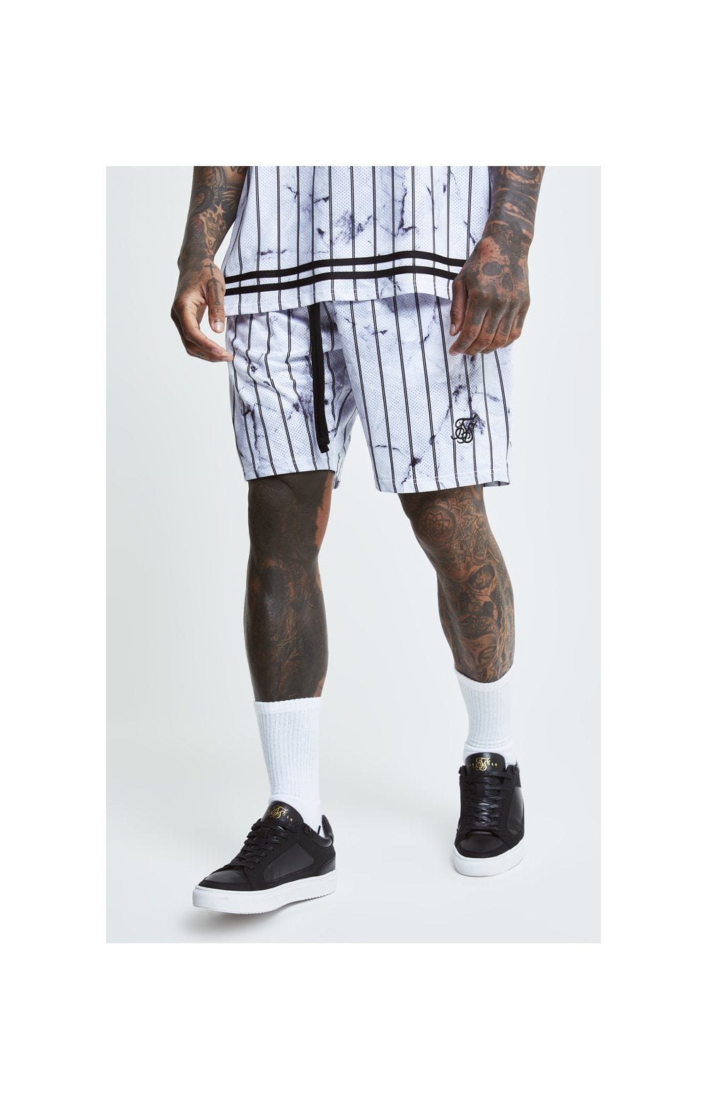 Charger l&#39;image dans la galerie, SikSilk Marble Relaxed Shorts - White &amp; Grey