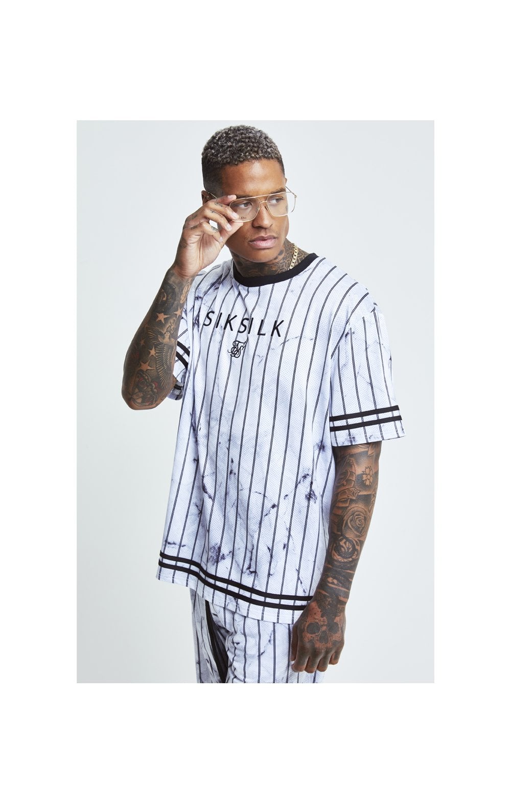 Charger l&#39;image dans la galerie, SikSilk S/S Marble Essential Tee - White &amp; Grey