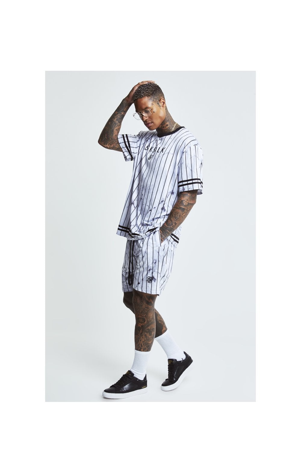 Charger l&#39;image dans la galerie, SikSilk S/S Marble Essential Tee - White &amp; Grey (3)