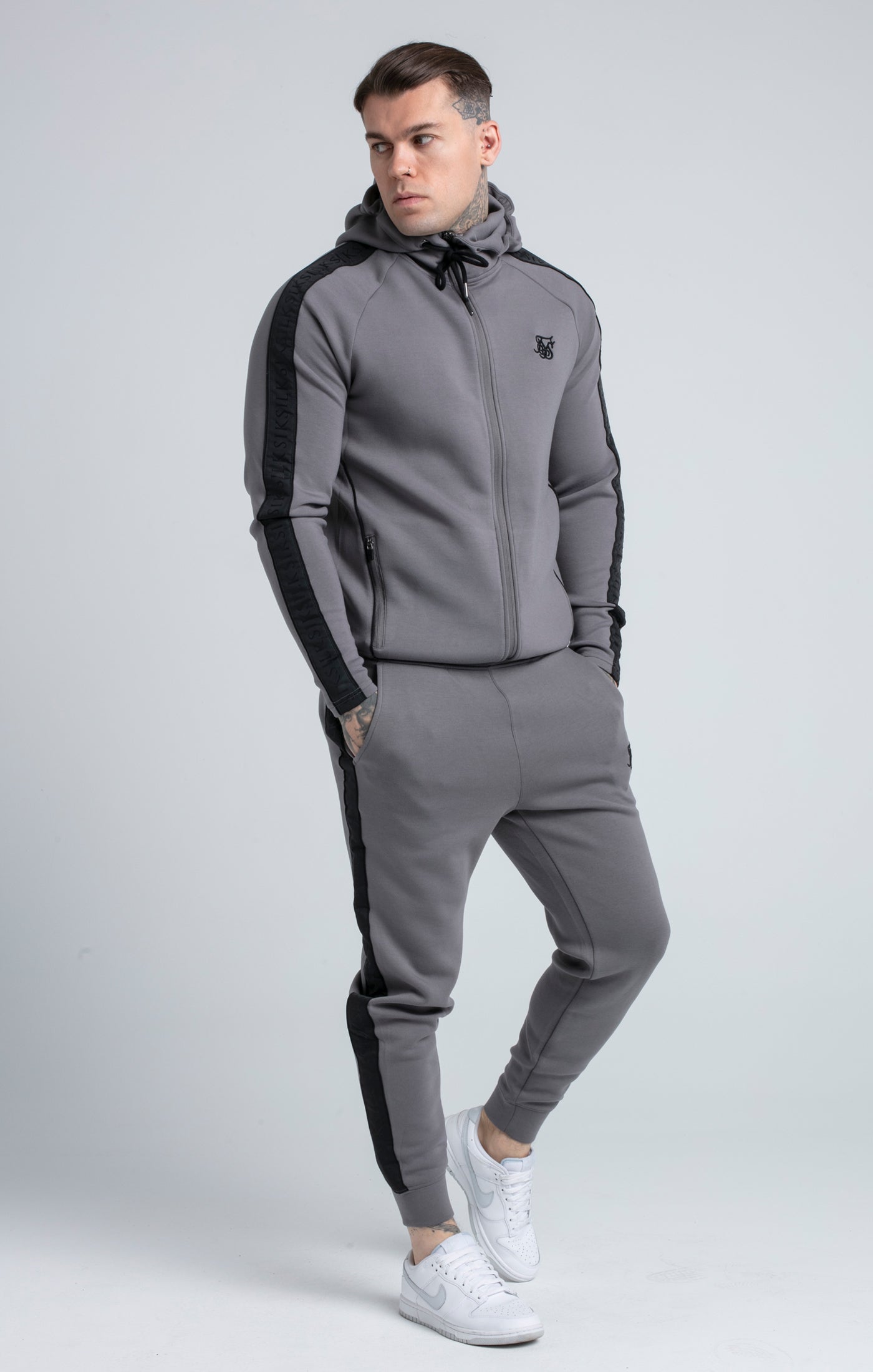 Charger l&#39;image dans la galerie, Ensemble jogging et sweat-shirt à capuche zippé gris avec bandes