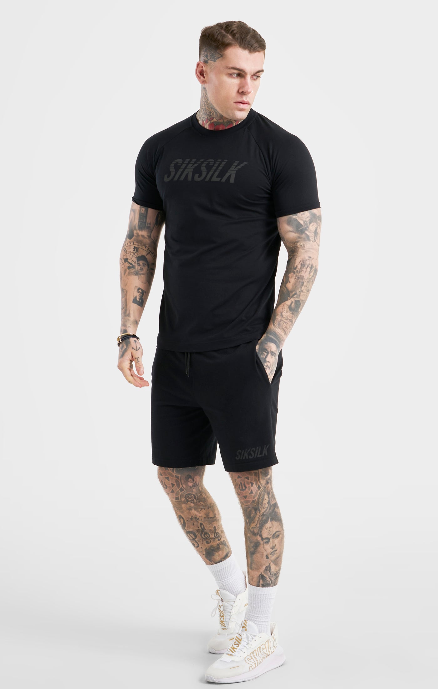 Charger l&#39;image dans la galerie, Black Sports Short Sleeve T-Shirt (3)