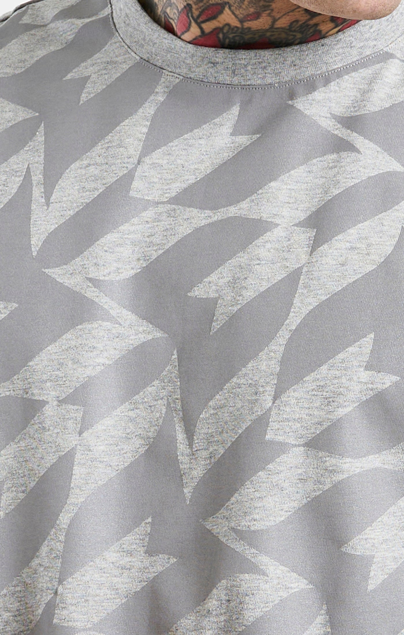 Charger l&#39;image dans la galerie, Messi x SikSilk Silver Print Tee - Grey Marl (1)